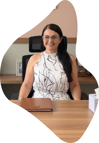Ana Multari em seu consultório